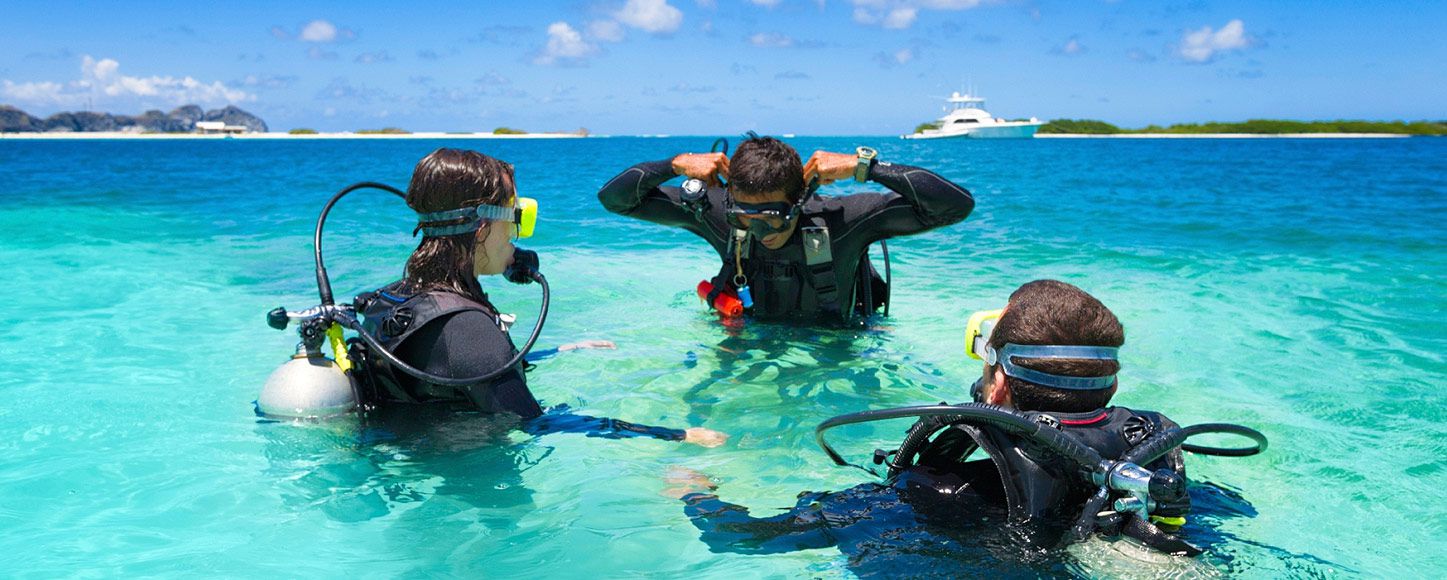 diving off yacht