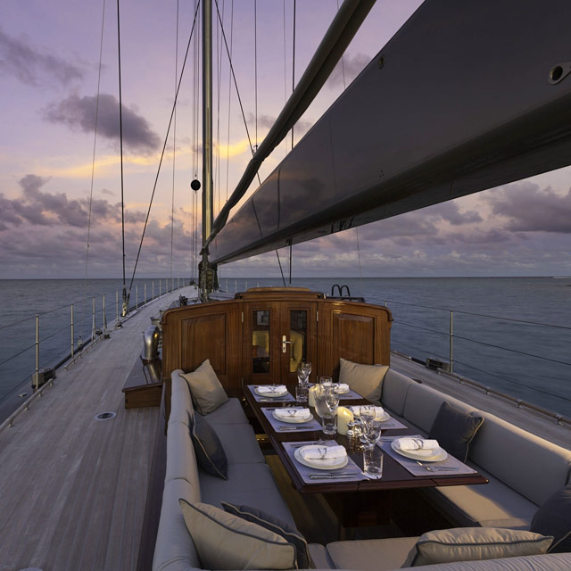 sailing yacht charter